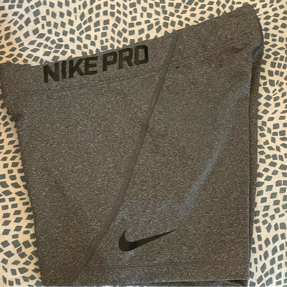 Grey Nike Pro’s
